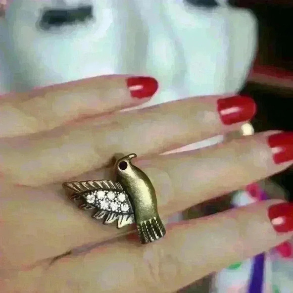 Brass tone bird with clear rhinestones ring size 10 - Picture 2 of 15